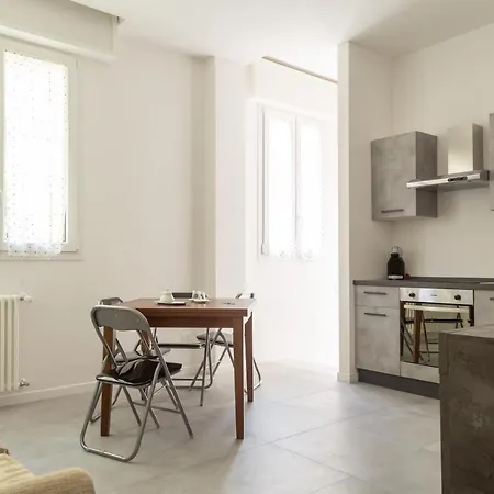 Via Trilussa Apartment